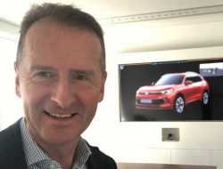 Глава Volkswagen случайно «засветил» облик нового Tiguan