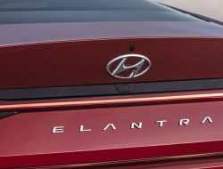 Корейцы анонсировали спортивную Hyundai Elantra нового поколения