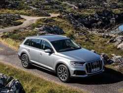Немцы привезли в Россию обновленный кроссовер Audi Q7