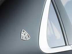 Опубликованы первые фото салона нового Mercedes-Maybach S-класса