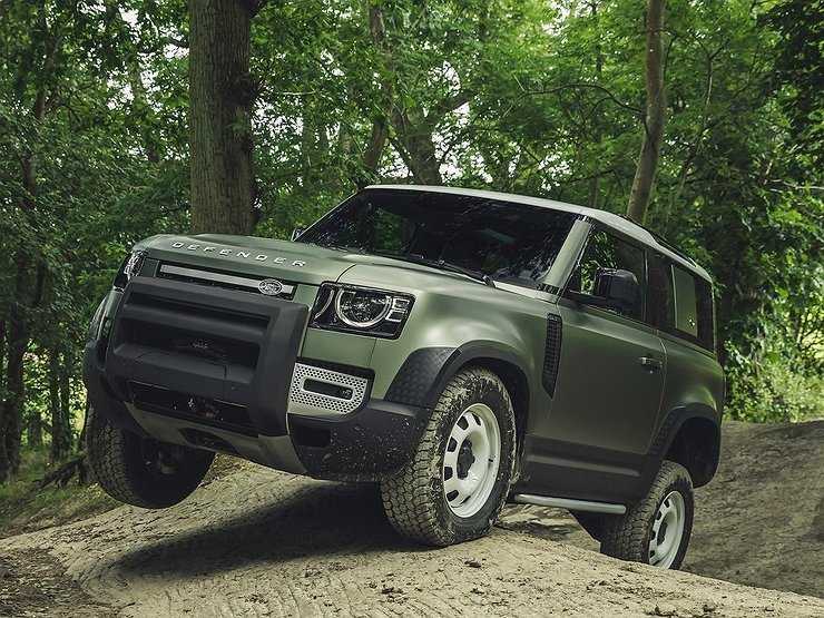 В Россию приехал первый Land Rover Defender нового поколения