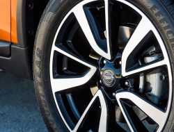 В Сеть «утекли» презентационные фото нового Nissan X-Trail