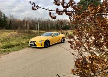 Запахло жареным: сравнительный тест Nissan GT-R и Lexus LC500