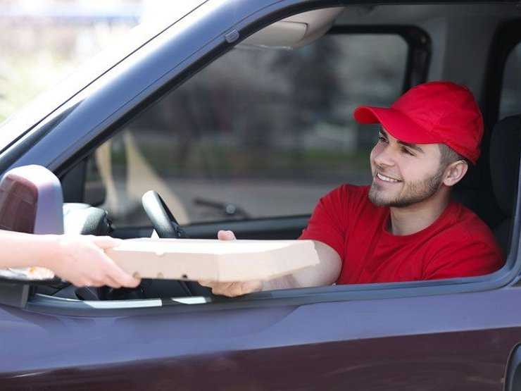 5 недорогих подержанных машин, оптимально подходящих службам доставки и курьерам