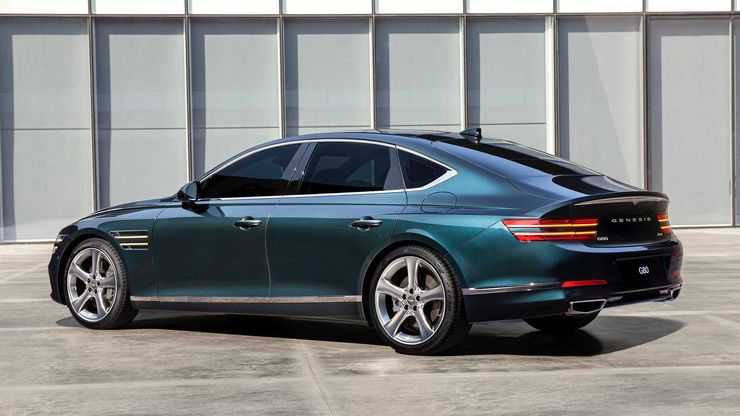 Hyundai везет в Россию новые кроссоверы и запускает услуги он-лайн