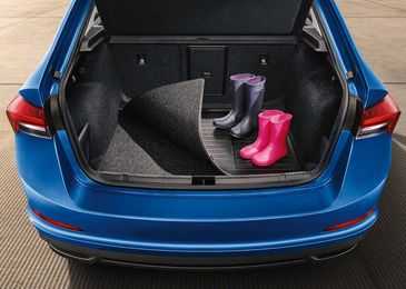 Названы сроки появления нового Skoda Rapid у российских дилеров