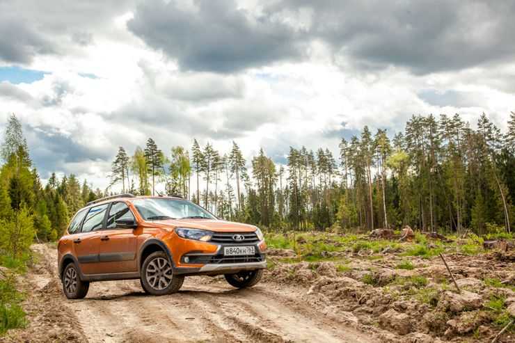 Новая LADA Granta Cross: первый русский автомобиль для апокалипсиса