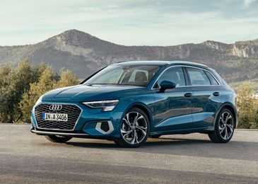 Почему чехи приостановили поставки Skoda Octavia дилерам