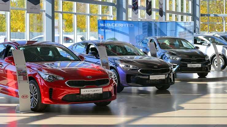 Российский авторынок показал рекордное падение, дальше &mdash; хуже