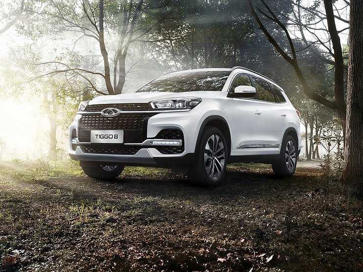 Семиместный кроссовер Chery Tiggo 8 в базовой комплектации потерял два кресла