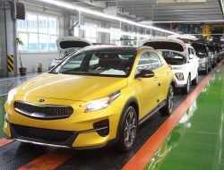 В России начали собирать новейший кроссовер KIA XCeed