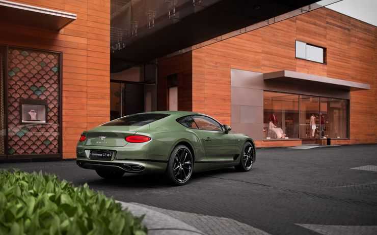 В России стартовали продажи роскошного Bentley Continental GT V8