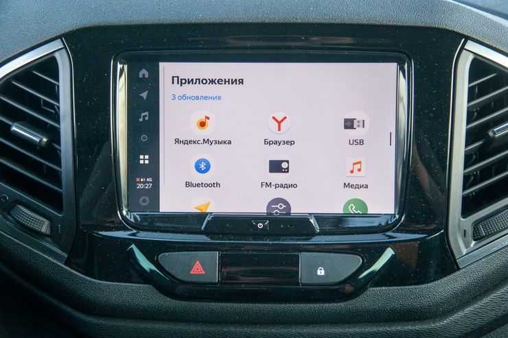 Инстинкт самолюбования: первый тест-драйв нового LADA XRAY Cross Instinct