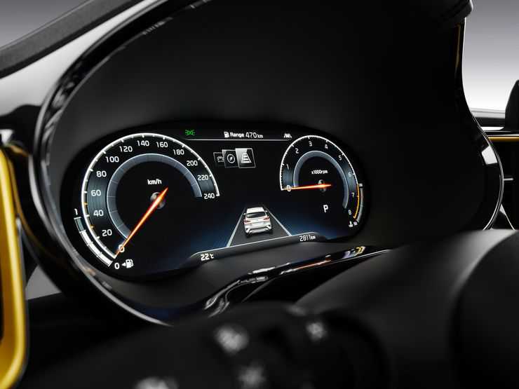 Первое подробное знакомство с купе-кроссовером KIA XCeed