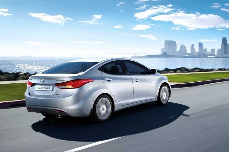 Стоит ли покупать подержанный седан Hyundai Elantra за 600 000 рублей