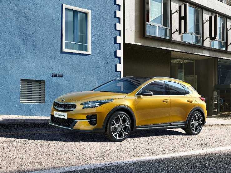 В России начали продавать новейший кроссовер KIA XCeed