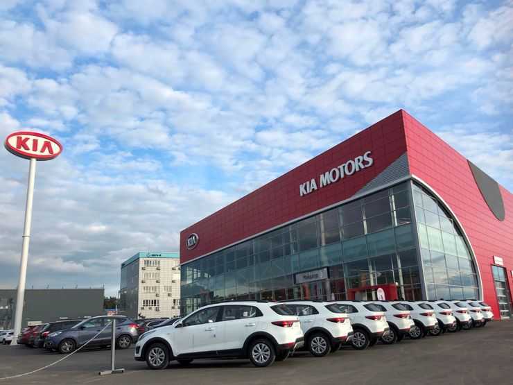 В российские шоу-румы привезли KIA Seltos в бюджетных вариантах