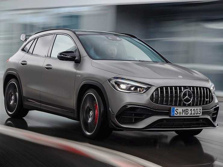 &laquo;Заряженный&raquo; Mercedes-AMG GLA получил рублевый ценник