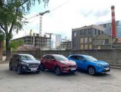 Азиатский трезубец: сравнительный тест Toyota RAV4, KIA Sportage и Hyundai Tucson