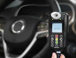 Чиновники хотят оснащать все новые машины алкозамками