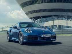 Дебютировал новый Porsche 911 Turbo в двух типах кузова