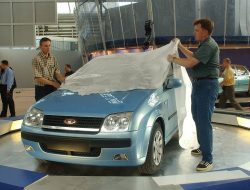 ГАЗ, УАЗ и АВТОВАЗ: сколько на самом деле русских автомобильных марок