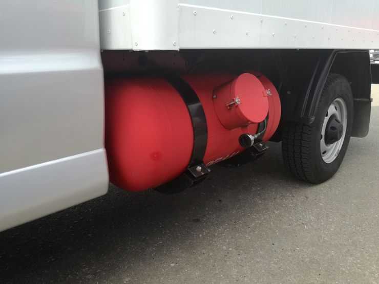 Легко ли быть водителем «Профи»: тест-драйв фургона от УАЗ с газобалонным оборудованием