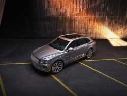 Названа дата выхода на российский рынок нового Bentley Bentayga