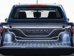 Новый Nissan Navara: пикап впервые заметили во время дорожных тестов