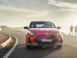 Toyota представила свой новый логотип