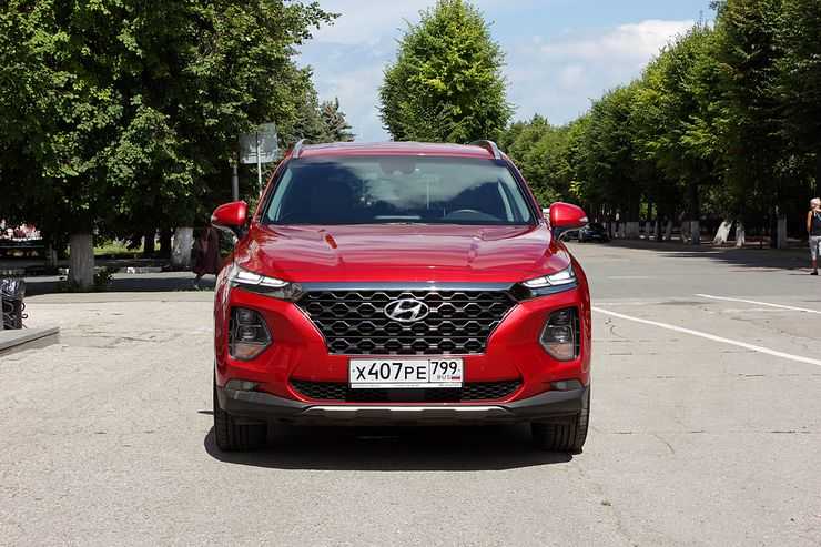 Баланс интересов: длительный тест-драйв Hyundai Santa Fe