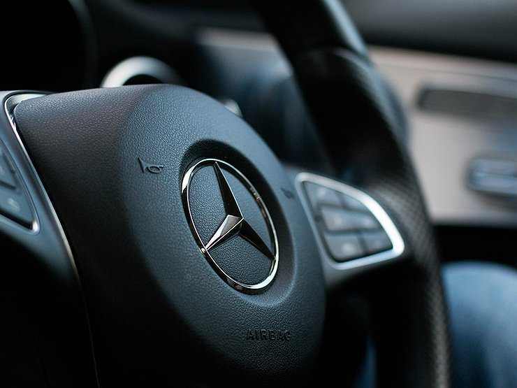 Mercedes-Benz отзывает в России машины 15-й раз за месяц