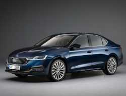Новая Skoda Octavia: стали известны моторы для России