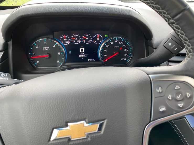 Подходящий размерчик: тест-драйв Chevrolet Tahoe Premier