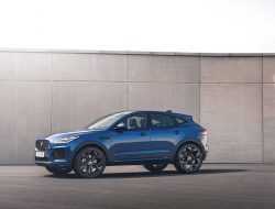 Jaguar E-Pace пережил первый рестайлинг