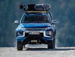 Mitsubishi L200 превратили во внедорожный кемпер