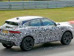 Обновленный Jaguar E-Pace выкатился на испытания