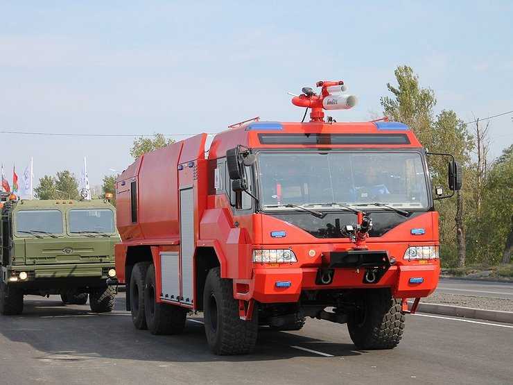В Брянске неожиданно засветилась российская пожарная машина нового поколения