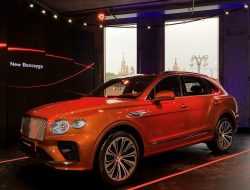 В России презентовали обновленный кроссовер Bentley Bentayga
