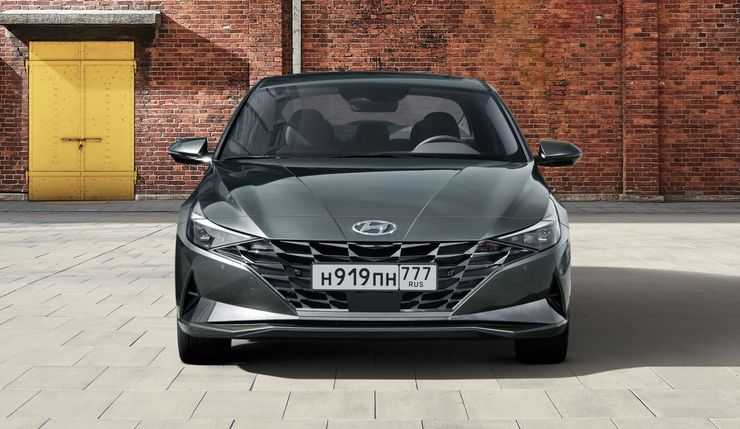 Абсолютно новый Hyundai Elantra приготовился к российскому старту