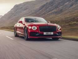 Bentley начала выпуск экономичной версии роскошного седана Flying Spur