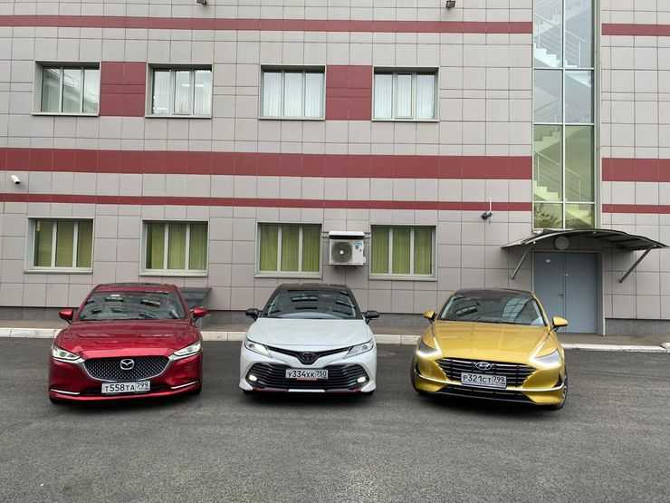 Чьи «понты» дороже: сравнительный тест Toyota Camry, Mazda6 и Hyundai Sonata
