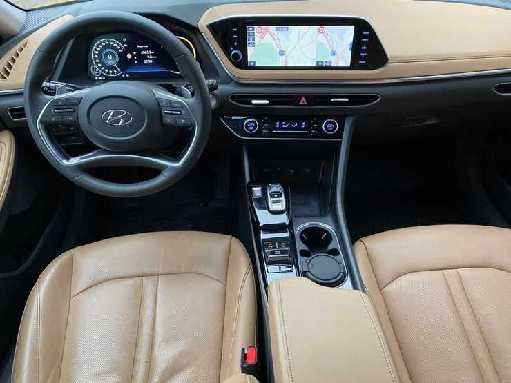 Чьи «понты» дороже: сравнительный тест Toyota Camry, Mazda6 и Hyundai Sonata