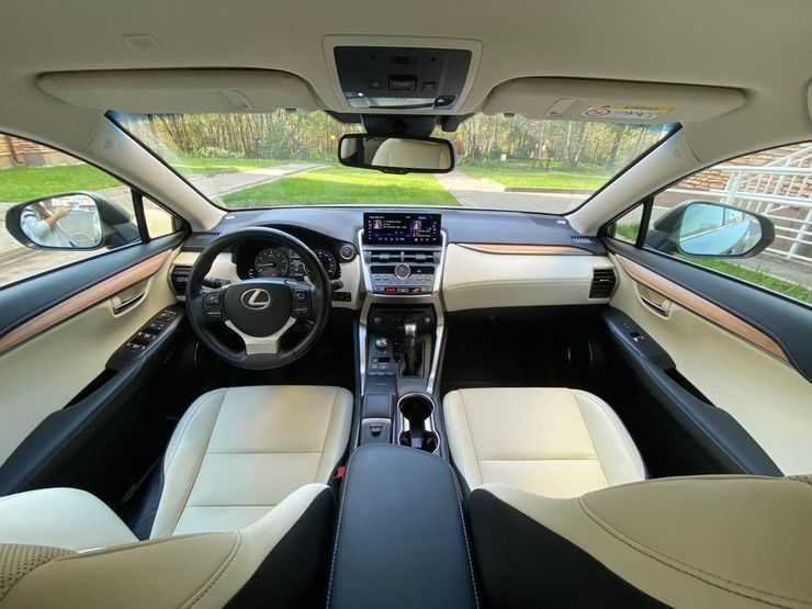 Благородство хулигана: тест-драйв обновленного Lexus NX300