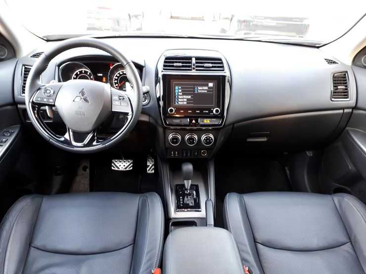 Меряемся приводами: сравниетльный тест-драйв Renault Arkana и Mitsubishi ASX