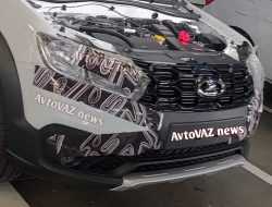 Новый LADA Largus сфотографировали на конвейере