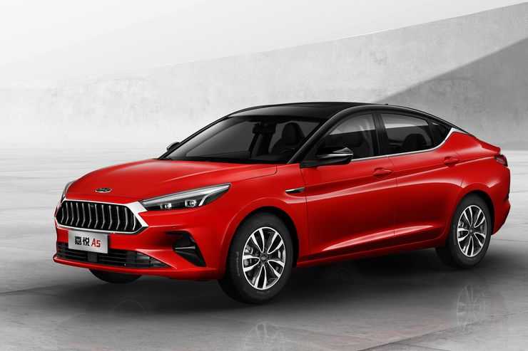 «Убийца» Skoda Rapid: JAC назвал цены на лифтбэк J7