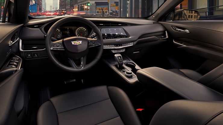 Угроза для Lexus NX: В России представлен новый Cadillac XT4