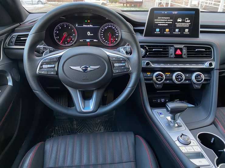 В трехмерном формате: тест-драйв обновленного Genesis G70