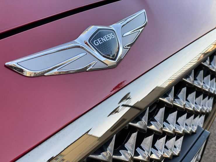 В трехмерном формате: тест-драйв обновленного Genesis G70